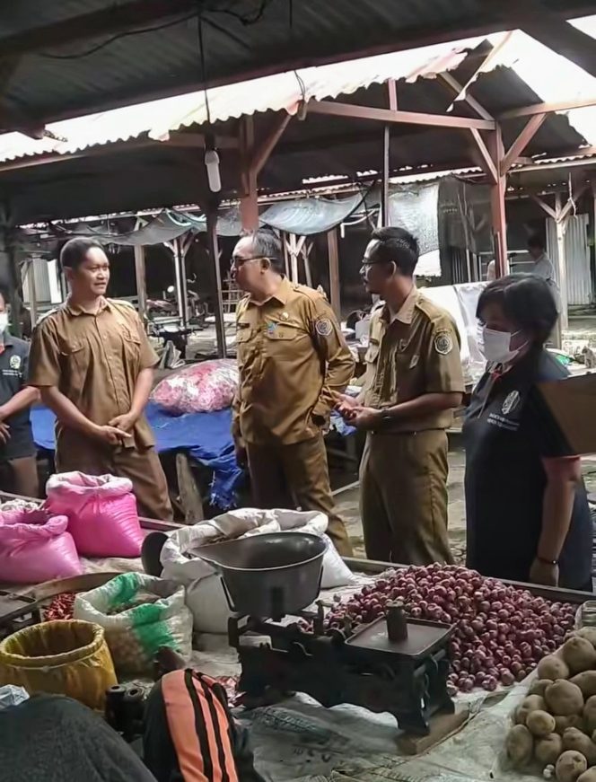 “Operasi Jakat Ramadhan DKP Tulungagung: Menjamin Keamanan Produk Segar Asal Tumbuhan Selama Bulan Suci”