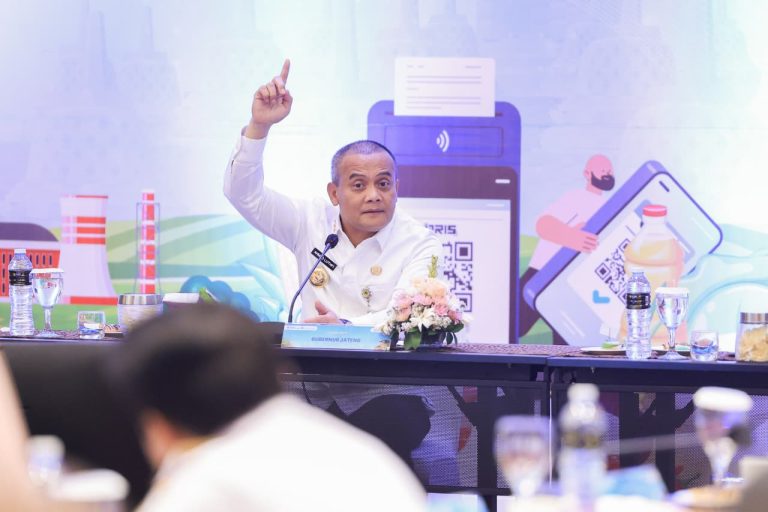 “Gubernur Jateng Pastikan Harga Pangan Stabil Jelang Lebaran”