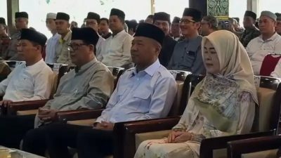 Bupati Gatut Sunu Serukan Peningkatan Kinerja dan Kepedulian Sosial di Hari Kedelapan Ramadhan