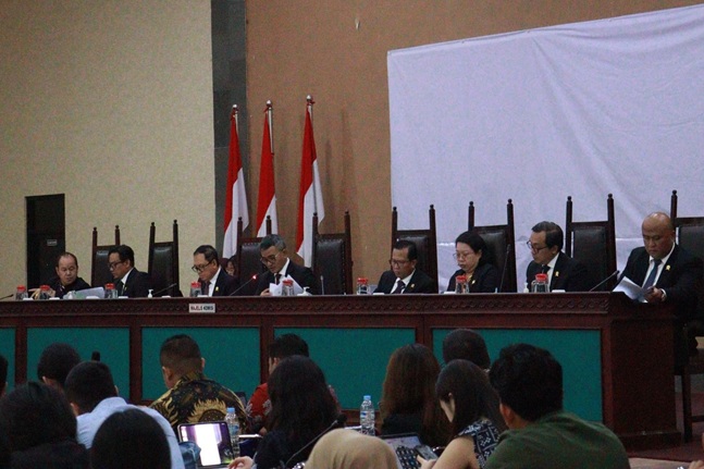 KPPU Jatuhkan Denda Rp755 Miliar kepada 97 Perusahaan Fintech Atas Kartel Bunga Pinjol