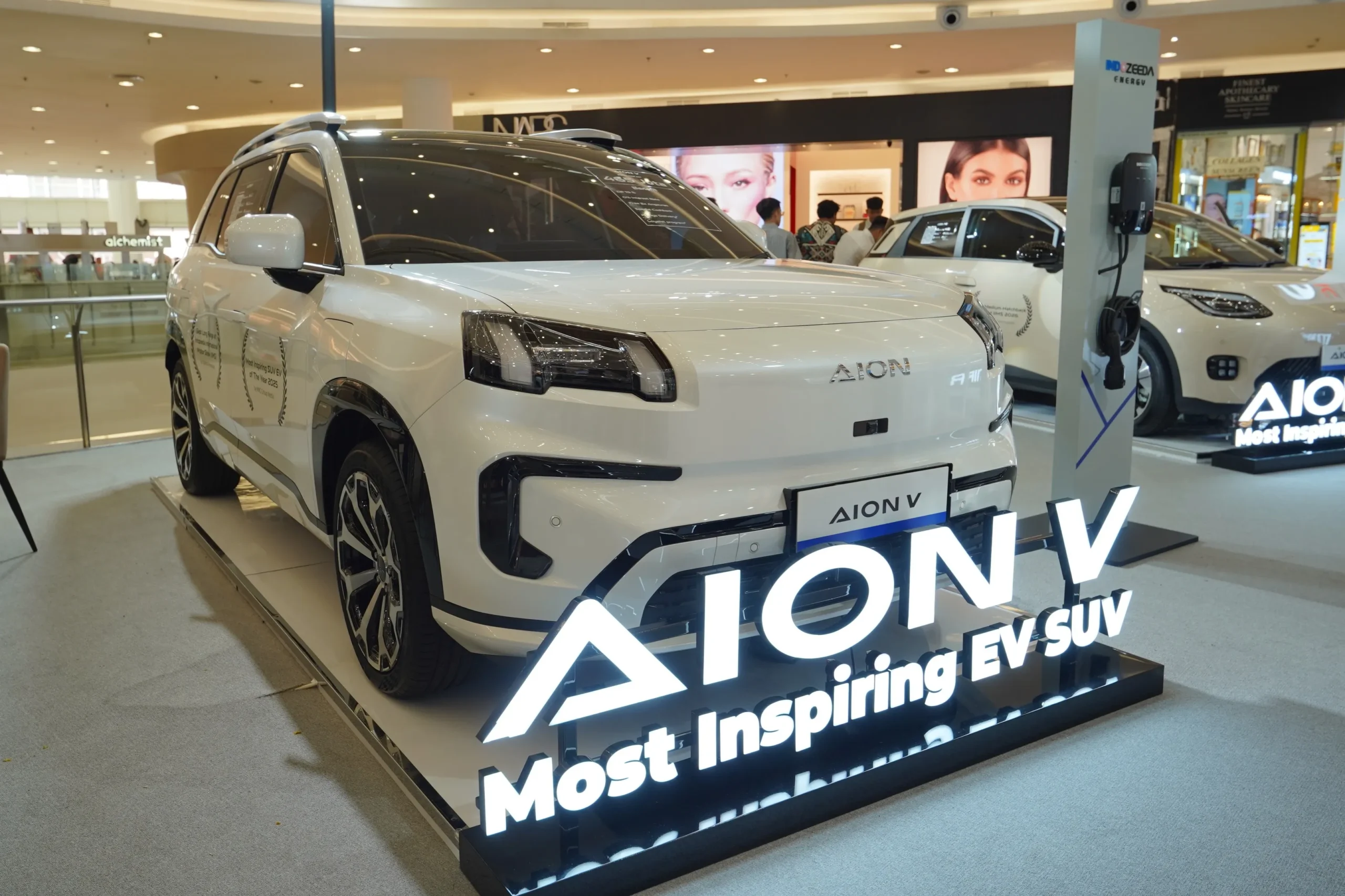 INDOMOBIL Expo 2026 Resmi Digelar, Deretan Mobil Listrik Canggih Ramaikan Senayan City