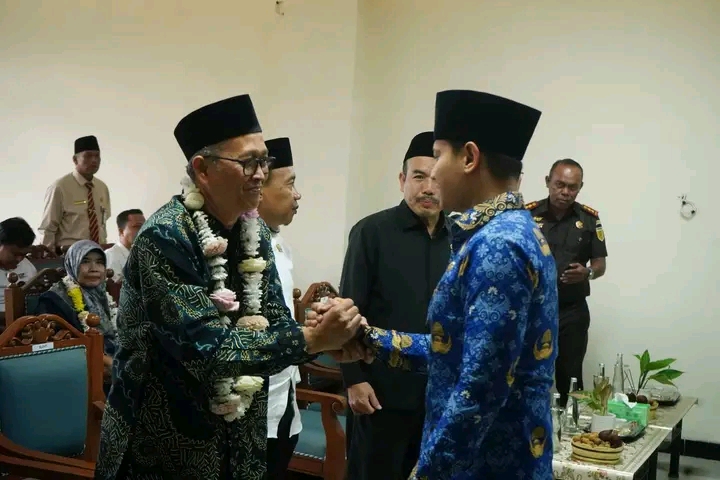 Seremoni Pelepasan Ketua dan Hakim PA Kelas 1A Trenggalek Dihadiri Bupati