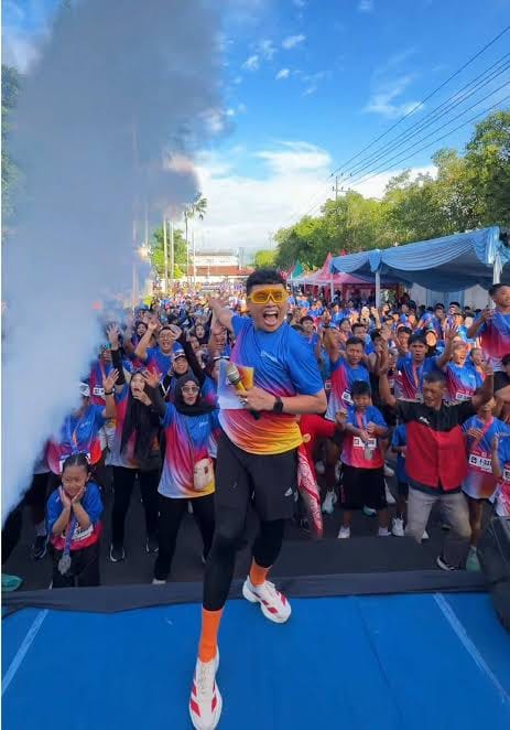 Semarak “Soneta Runniversary”, Plt. Bupati Tulungagung Ikuti Lari 4,6 Kilometer Rayakan 80 Tahun SMPN 1 Tulungagung