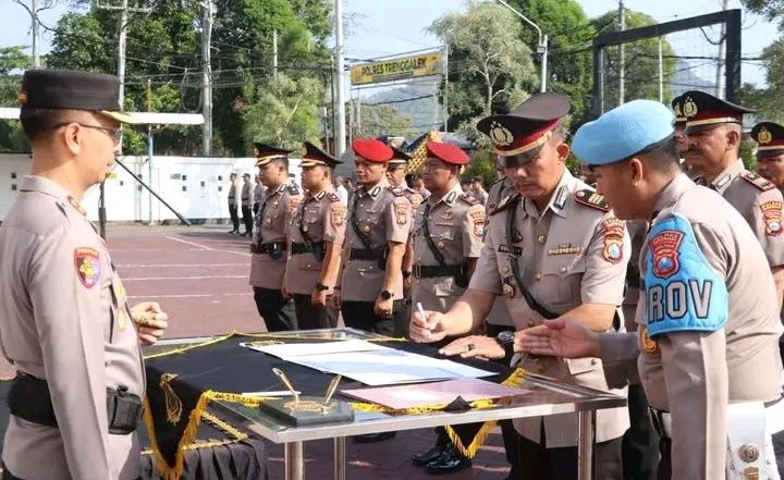 Kapolres Trenggalek Pimpin Sertijab, Pejabat Utama dan Kapolsek Bergeser