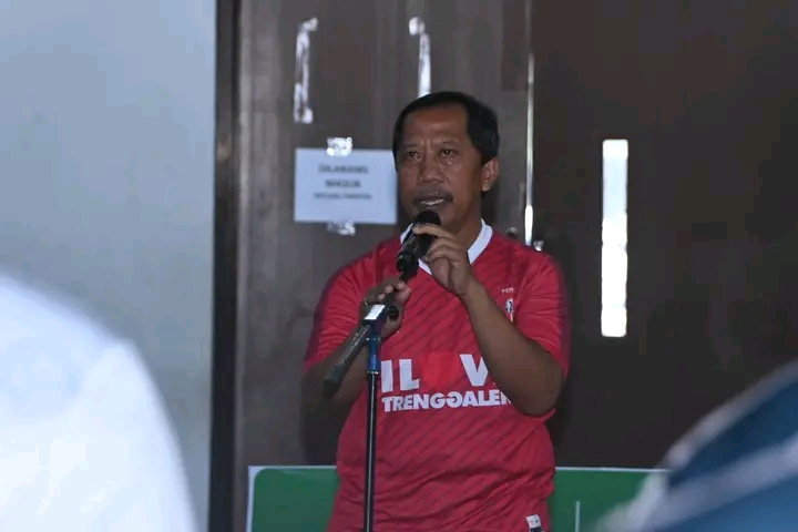 Triadi Admono Resmi Buka Turnamen Futsal Dispora Cup I di GOR Gajah Putih Trenggalek