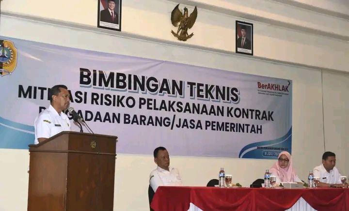 Pj. Sekda Tulungagung Buka Bimtek Mitigasi Risiko, Perkuat Tata Kelola Pengadaan Barang dan Jasa yang Profesional