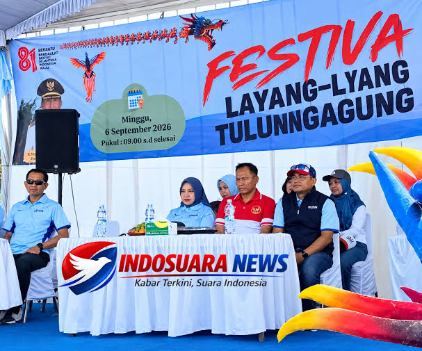 Plt. Bupati Tulungagung Buka Festival Layang-Layang 2026 di Pantai Dlodo